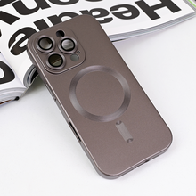 Zastitna futrola Magsafe Chrome - iPhone 16 Pro siva.