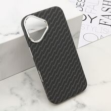 Zastitna futrola UrbanMesh - iPhone 16 (6.1) DZ01 (MS).