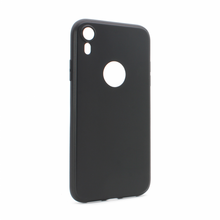 Zastitna silikonska futrola Skin - iPhone XR mat crna (sa otvorom za logo).