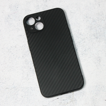 Zastitna futrola Carbon fiber - iPhone 13 crna.