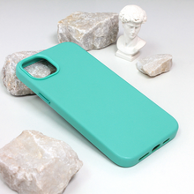 Zastitna futrola Beautiful Shine Leather iPhone 14 Plus mint.