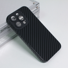 Zastitna futrola Silikon Line - iPhone 14 Pro crna.