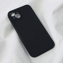 Zastitna futrola Teracell Soft Velvet - iPhone 14 Plus crna.