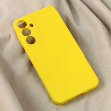 Zastitna futrola Teracell Soft Velvet - Samsung A556 Galaxy A55 5G zuta.