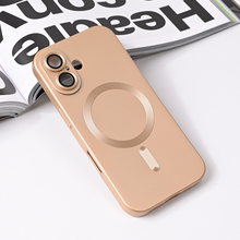 Zastitna futrola Magsafe Chrome - iPhone 16 6.1 gold.