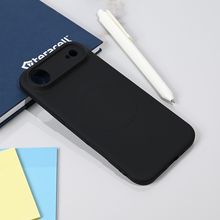 Teracell GIULIETTA silikonska futrola Magsafe - iPhone 17 Air crna.