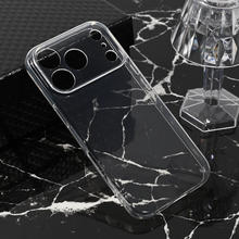 Zastitna silikonska futrola Ultra Thin - iPhone 17 Pro Transparent.