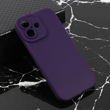 Teracell GIULIETTA silikonska futrola - iPhone 17 mat tamno ljubicasta.