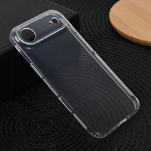 Zastitna silikonska futrola Ultra Thin with pluggy - iPhone 17 Transparent.