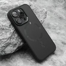 Zastitna futrola CARBON MagSafe - iPhone 16 Pro (6.3) crna (small camera) (MS).