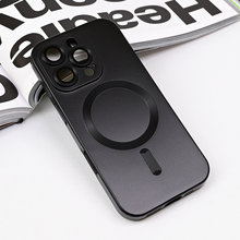 Zastitna futrola Magsafe Chrome - iPhone 16 Pro crna.