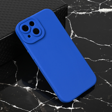 Teracell GIULIETTA silikonska futrola - iPhone 15 mat plava.