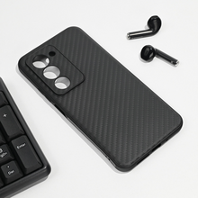 Zastitna futrola Carbon fiber - Xiaomi Redmi 15 4G EU 171mm crna.