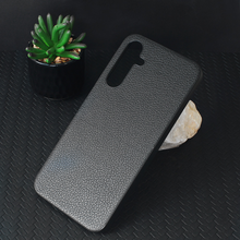 Zastitna futrola Groove - Samsung A256 Galaxy A25 5G crna.