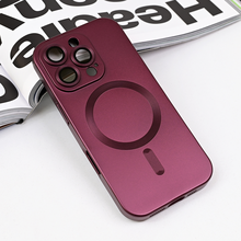 Zastitna futrola Magsafe Chrome - iPhone 16 Pro bordo.