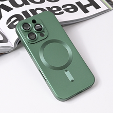 Zastitna futrola Magsafe Chrome - iPhone 16 Pro zelena.