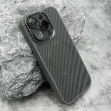 Zastitna futrola CARBON MagSafe - iPhone 15 Pro (6.1) siva (small camera) (MS).