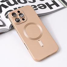 Zastitna futrola Magsafe Chrome - iPhone 16 Pro Max 6.9 zlatna.