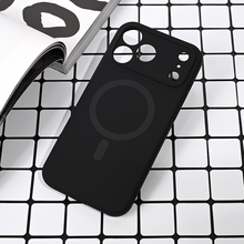 Zastitna futrola Magsafe Pure color - iPhone 17 Pro Max 6.9 crna.