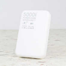 Back Up baterija (univerzalna) prenosiva baterija Magsafe Oxpower PD W5 5000mAh bela.