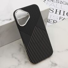 Zastitna futrola UrbanMesh MagSafe - iPhone 17 (6.1) DZ03 (MS).