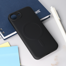 Teracell GIULIETTA silikonska futrola Magsafe - iPhone 16e/17e 6.1 crna.