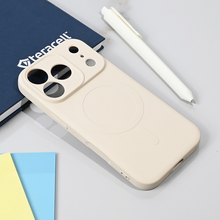 Teracell GIULIETTA silikonska futrola Magsafe - iPhone 17 Pro/18 Pro 6.3 bela.