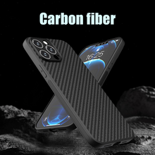Zastitna futrola Carbon fiber - iPhone 17 Pro Max/18 Pro Max 6.9 crna.