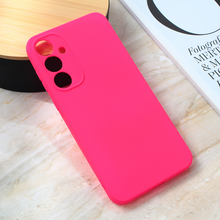 Teracell GIULIETTA silikonska futrola - Samsung A556 Galaxy A55 5G mat pink.