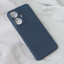 Zastitna futrola Teracell Soft Velvet - Realme C55 tamno plava.