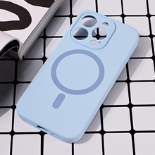 Zastitna futrola Magsafe Pure color - iPhone 15 Pro 6.1 svetlo plava.