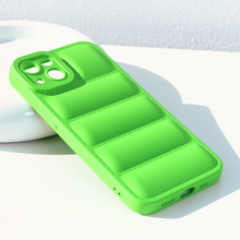 Zastitna futrola Feather TPU - iPhone 14 zelena.