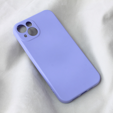 Zastitna futrola Teracell Soft Velvet - iPhone 13 ljubicasta.