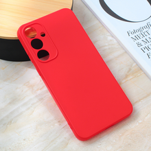 Teracell GIULIETTA silikonska futrola - Samsung A556 Galaxy A55 5G mat crvena.