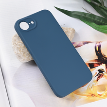 Zastitna futrola Teracell Soft Velvet - iPhone 16e 6.1 plava.