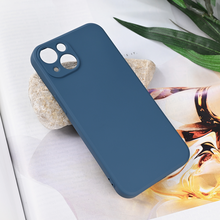 Zastitna futrola Teracell Soft Velvet - iPhone 13 plava.