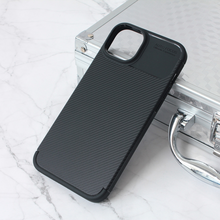 Zastitna futrola Defender Carbon - iPhone 15 Plus crna.