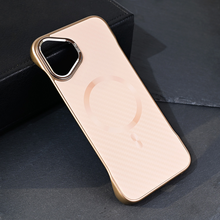 Zastitna futrola Magsafe Carbon - iPhone 16 Plus 6.7 bez.