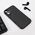 Zastitna futrola Carbon fiber - iPhone 17 crna.