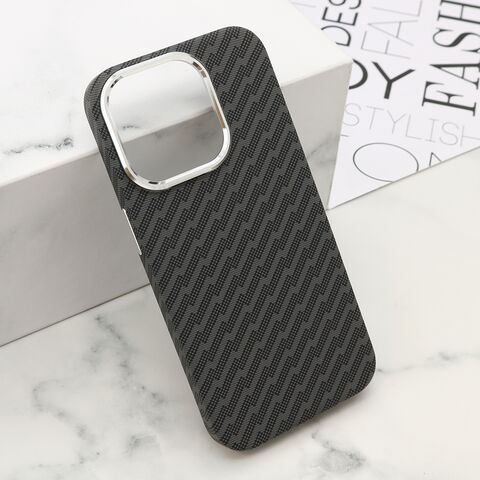 Zastitna futrola UrbanMesh - iPhone 15 Pro (6.1) DZ01 (MS).