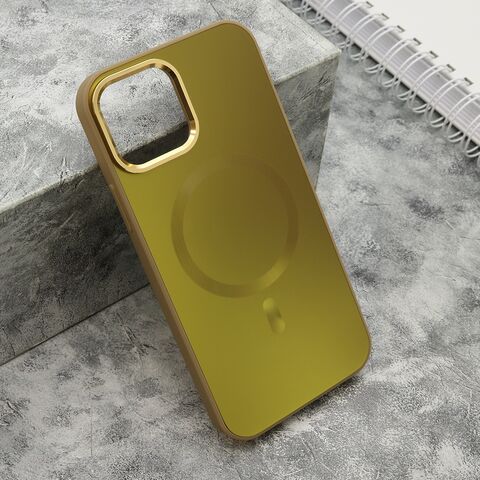 Zastitna futrola COLOR METAL MagSafe - iPhone 12/12 Pro (6.1) zlatna (MS).