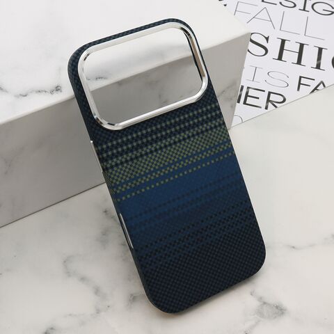 Zastitna futrola UrbanMesh MagSafe - iPhone 17 Pro DZ04 (MS).