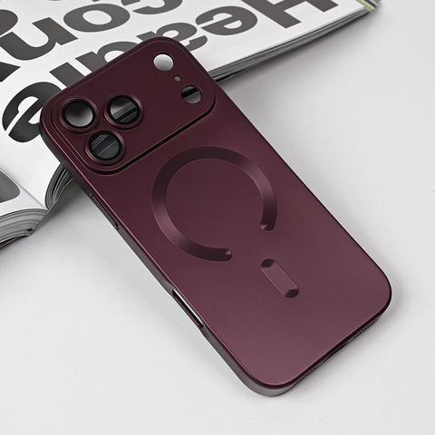 Zastitna futrola Magsafe Chrome - iPhone 17 Pro Max 6.9 bordo.