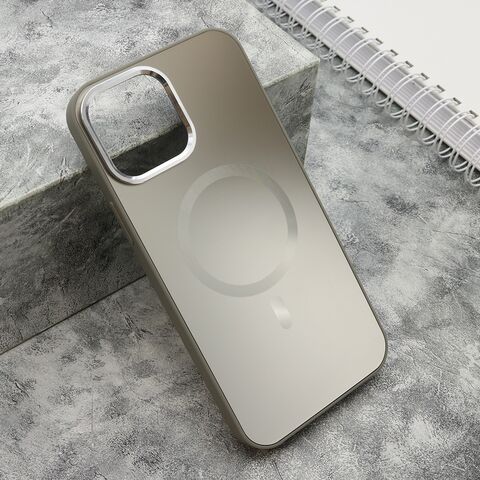 Zastitna futrola COLOR METAL MagSafe - iPhone 13 Pro Max (6.7) srebrna (MS).