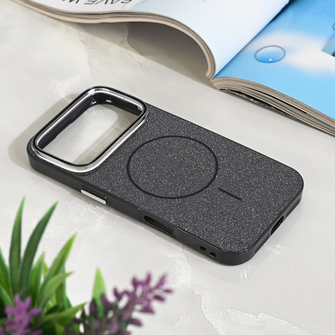 Zastitna futrola Magsafe Sparkle Dust - iPhone 17 Pro crna.