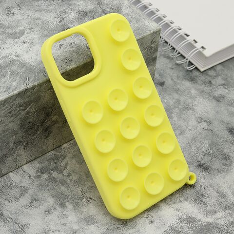 Zastitna futrola OCTOBUDDY - iPhone 15 zuta (MS).