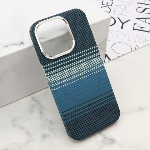 Zastitna futrola UrbanMesh MagSafe - iPhone 15 Pro (6.1) DZ04 (MS).