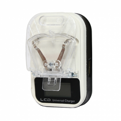 Kucni punjac - bateriju univerzalni sa lcd-om.
