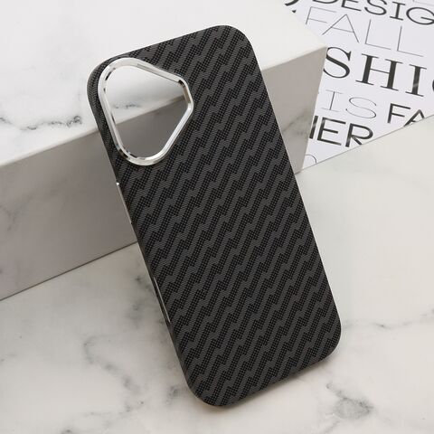 Zastitna futrola UrbanMesh MagSafe - iPhone 17 (6.1) DZ01 (MS).