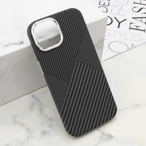 Zastitna futrola UrbanMesh MagSafe - iPhone 15 DZ03 (MS).